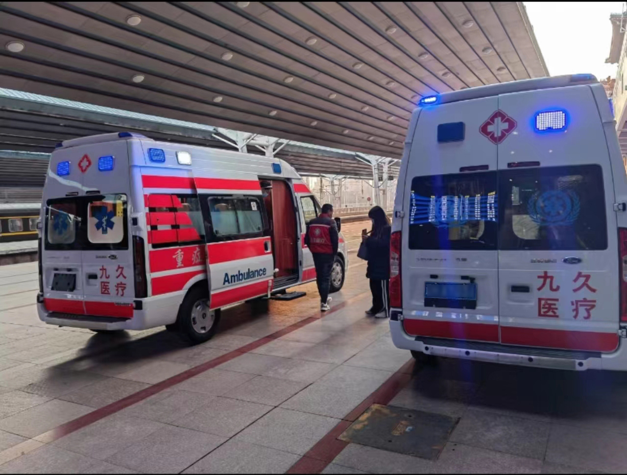 舒城县救护车长途转运